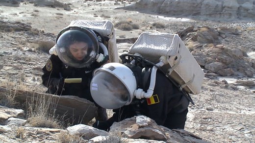 Signing Up for Mission to Mars With No Plan to Return