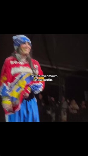 Billie Eilish's Iconic Outfits: A Fashion Retrospective