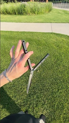 Butterfly knife tricks #butterflyknife #balisong