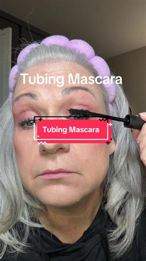 The Benefits of Tubing Mascara: Lift and Curl Effortlessly