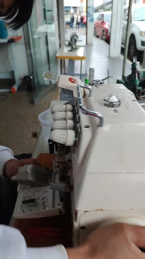Reparación de Máquinas Overlock: Consejos y Trucos
