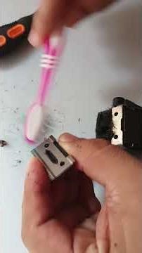 Is your machine's blade jammed? Here's how to fix it.