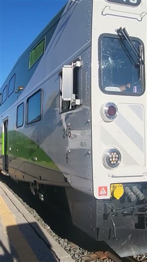 #gotransit go transit 246 leaving Mimico .ft the Toronto railfan