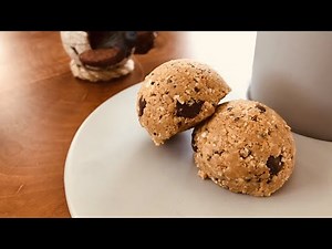 Super Easy and No Bake Peanut Butter Protein Balls