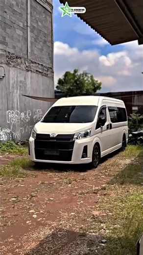 Hiace Premio StarTrans✨️ #startransnusantara #pariwisata