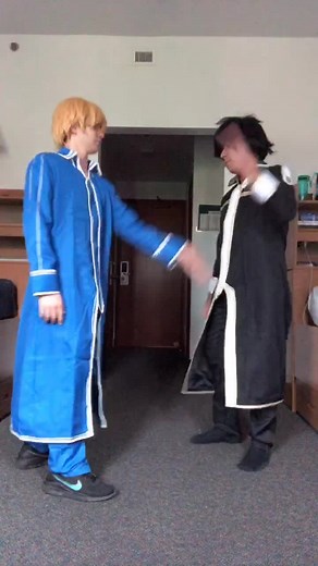 Kirito and Eugeo Handshake Cosplay Tutorial