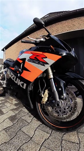 Suzuki GSX-R 600 K4 - old beauty