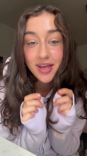 Is Knowing How to Pronounce Glossier a Red Flag or Green Flag?