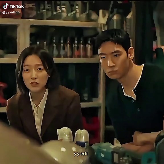 Exploring Lee Je Hoon and Pyo Ye Jin in Taxi Driver