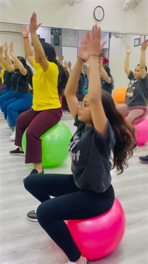 Burn calories, have fun, repeat 🔥💃Ball cardio that never feels boring 🏀 #cardiyogafitnessstudio