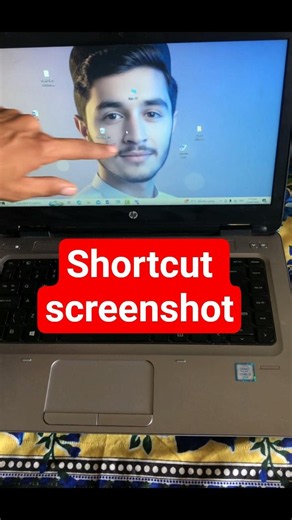 How to Take a Screenshot on Laptop 💻 | Keyboard Shortcut #shorts