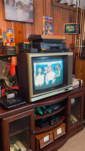 Retro.Replay.Rich | 🐇 Innerspace (VHS, 1987) 📼📺 Watching Innerspace on VHS through my 1984 Sony Trinitron—warm glow, tape hiss, and pure analog magic. This is... | Instagram
