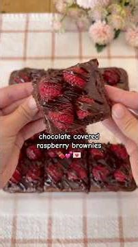 Chocolate Covered Raspberry Brownies 🍫💕 #baking #valentinesday #brownie #raspberries
