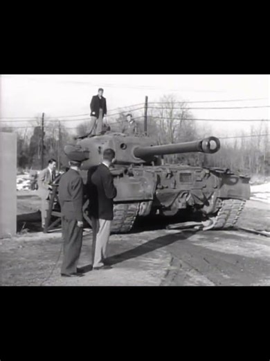 Demonstration Video Footage showing a T30 firing a Experimental Round