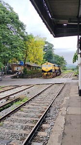 139K views · 1.7K reactions | ඉන්දියානු යෝධයා/Class M11-951 Indian locomotive ♥️ #railway #m11 #indian | The mixed train | Facebook