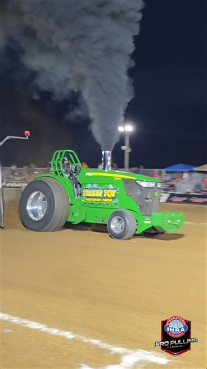 The "Tinker Toy" Rocketing down the track at the Scheid Diesel Extravaganza ! Pro Pulling League
