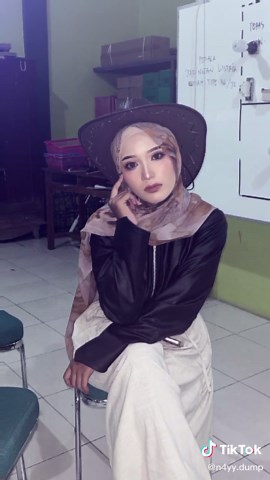 Baddie Makeup Inspiration di Kabupaten