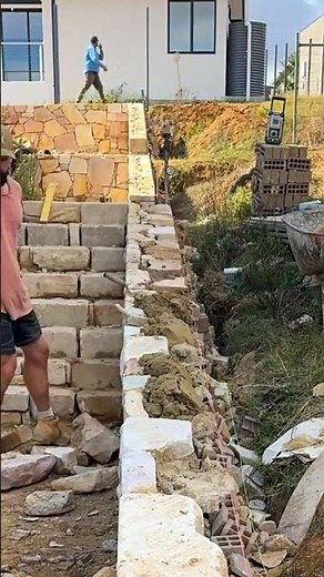 Completing a sandstone retaining wall #canberra #gardendesign