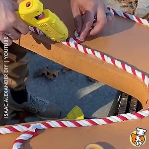 6.1K views · 300 reactions | Giant Gingerbread Man - DIY Tutorial via: youtube.com/channel/UCKNYHq3TeC7QzrJt5oEa9PQ | The Crafty Cat - DIY | Facebook