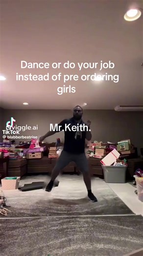 Funny Dance Reactions at School