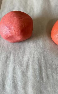 16K views · 74 reactions | BISCOTTI CON I CUORICINI: dei biscotti semplici e veloci da preparare, perfetti per la colazione e la merenda. Ingredienti e procedimento qui: https://blog.giallozafferano.it/patcarchia/ricetta-biscotti-con-i-cuoricini/ | Blog Giallozafferano | Facebook