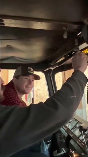 LOUD Firetruck Air Horn!