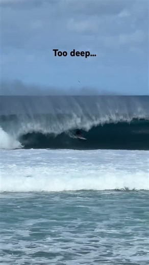 Pipeline barrels 💨 🌊 #surf #surfing #swell