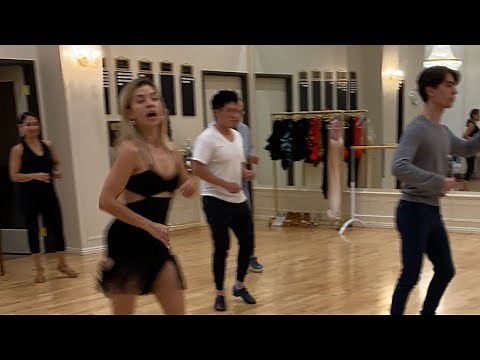 Group Lesson at 🎩 Fred Astaire Dance Studio in Arcadia by Oleg Astakhov - FredAstaireArcadia.com