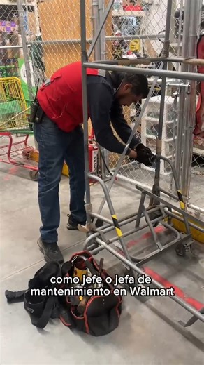 🛠️💼 Tu experiencia es clave para que todo funcione En Walmart buscamos a nuestro próximo Jefe o Jefa de Mantenimiento para liderar, coordinar y garantizar que nuestras instalaciones estén siempre en óptimas condiciones. 📲 Da el siguiente paso en tu carrera y postúlate aquí: https://trabajaenwalmartmx.com/OrgMex #FamiliaWalmart #OportunidadLaboral #JefeDeMantenimiento #TrabajoConBeneficios | Trabaja en Walmart México