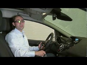 Thomas Michel demonstrates SYNC on the Ford B-MAX
