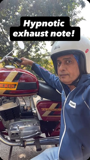 Big Bear Customs on Instagram: "The hypnotic off-beat twin exhaust note of the legendary YEZDI Roadking— “Lad-bada-rooommm”. #bigbearbangalore #yezdiroadking #2strokelegend #exhaustnote #motorcyclelife"