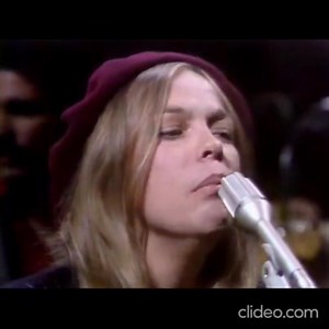 Re-upload. Rickie Lee Jones on Saturday Night Live April of 1979. Chuck E's in Love/Coolsville. | RO STAFa