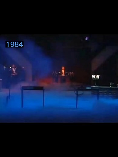 Vídeos de POP SPAIN 🎧 (@musicapopspain) con «sonido original - POP SPAIN 🎧»