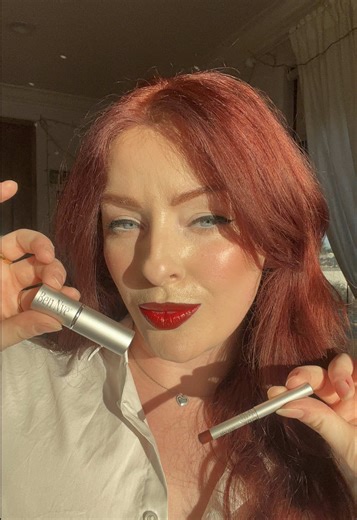 The Perfect Lip Combo: Burgundy Liner & Russian Red