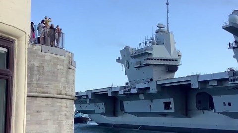 HMS Queen Elizabeth Returns Early After Seawater Leak