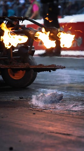 31K views · 229 reactions | Laying down the rubber at the PRO Superstar Shootout  #PROonFLO | FloDragRacing | Facebook