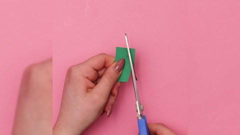 DIY Bottle Christmas Decorations