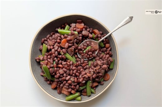 Azukis estofadas, receta proteica y saciante con las populares alubias japonesas