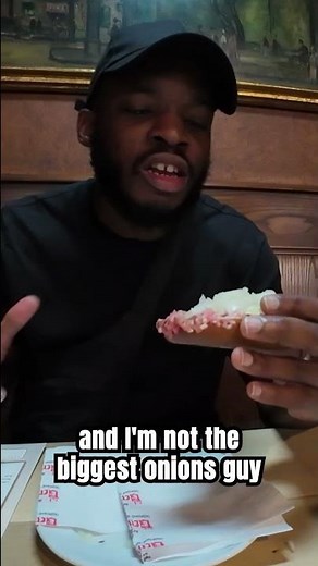 American Tries Germany's Mettbrötchen (Raw Pork)
