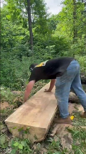 Messed Up the First Cut While Chainsaw Milling this Large Maple Log!
