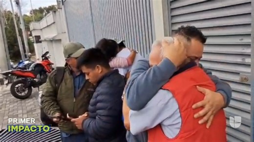 ➡️ Fue deportado a Guatemala y se reencuentra con su padre tras 27 años. 📺 No te pierdas #PrimerImpacto de lunes a viernes a las 5 PM / 4 C por @univision. | Primer Impacto