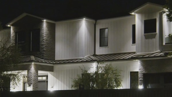 Attempted home invasion in Encino, records indicate home owned by Reggie Bush