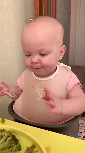 Hello everybody 👋🏽#Baby #happyfamily #viral #viralreels #fypシ゚ #violinist #AmaZing #art #beautiful #design #dance #funny #love | Katie Scarlett
