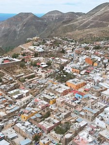 562K views · 6.3K reactions | Alucinamos. ENCONTRAMOS un PUEBLO FANTASMA en medio del DESIERTO de MÉXICO. Así es Real de Catorce, el gran misterio de San Luis Potosí. #mexicomagico #mexicolindo #mexicodesconocido #mexicoesfotografia #mexicodesconocido #sanluispotosi #sanluispotosimx #sanluispotosimexico #sanluispotositurismo #RealDeCatorce #realdecatorcepueblomagico | Creciendo en el Camino | Facebook
