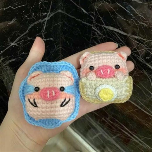 Crochet Keychain Pig Cry and Pig Bread Handmade Cute Keychain Amigurumi - Etsy