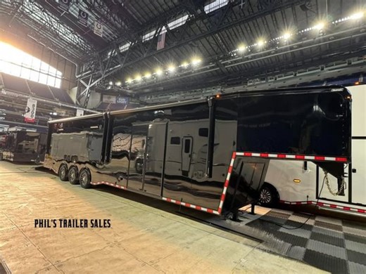 44' GOOSENECK HAULMARK EDGE PRO RACE TRAILER BATHROOM PACKAG for sale in Robinson, TX, Price: $71,999