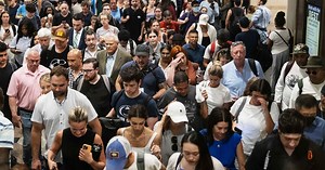 Heavy delays for NJ Transit, Amtrak at NY-Penn Station due to power issues