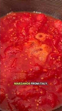 Garden tomato pizza sauce