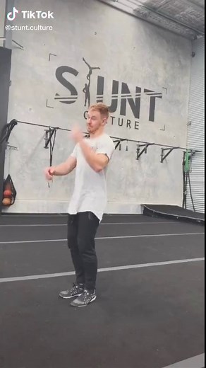 Cheerleading Back Tuck Tutorial: Common Mistakes to Avoid