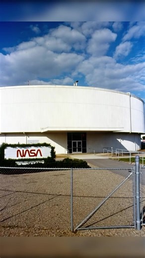 Br0sef (@thefishdepot)’s videos with Suspense, horror, piano and music box - takaya